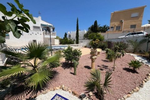 Villa in vendita Torrevieja, Alicante, Spagna 3 camere da letto, 146 mq. N° 131936 - foto 6