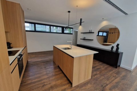 Продажа квартиры в Барселона, Испания 2 спальни, 109м2 №122639 - фото 6