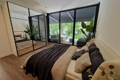 Продажа квартиры в Барселона, Испания 2 спальни, 109м2 №122639 - фото 11