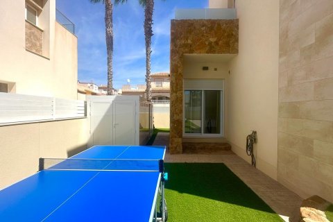 Willa Torrevieja, Alicante, Hiszpania 3 sypialnie, 120 mkw. nr 131964 – zdjęcie 18