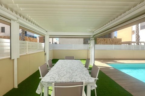 Willa Torrevieja, Alicante, Hiszpania 3 sypialnie, 120 mkw. nr 131964 – zdjęcie 24
