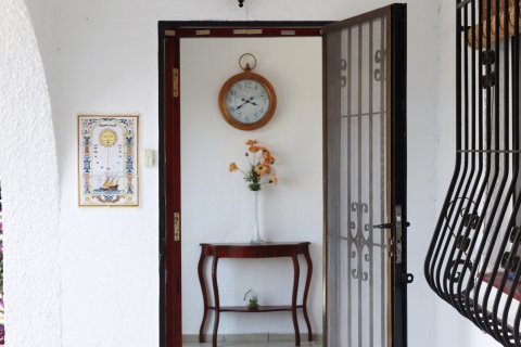 Villa for sale Parcent, Alicante, Spain 5 bedrooms, 170 sq.m. No. 131963 - photo 13