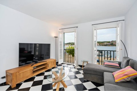 Apartment for sale Mahon, Menorca, Spain 2 bedrooms, 72 sq.m. No. 130846 - photo 1