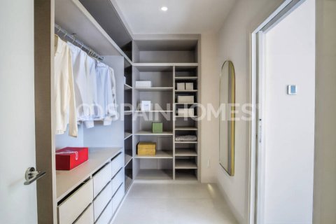 Villa for sale in Estepona, Malaga, Spain 4 bedrooms, 315 sq.m. No. 131172 - photo 28