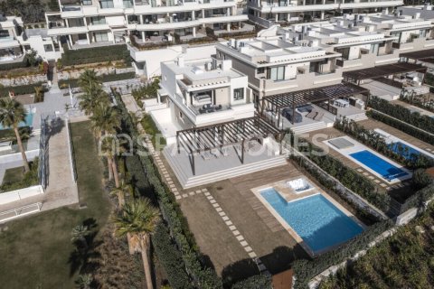 Villa for sale in Estepona, Malaga, Spain 4 bedrooms, 315 sq.m. No. 131172 - photo 4