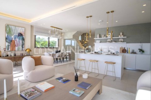 Villa for sale in Estepona, Malaga, Spain 4 bedrooms, 315 sq.m. No. 131172 - photo 14