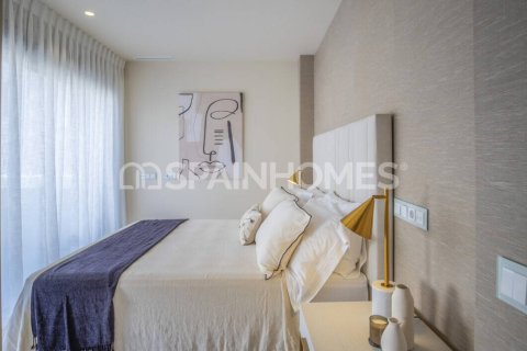 Villa for sale in Estepona, Malaga, Spain 4 bedrooms, 315 sq.m. No. 131172 - photo 25