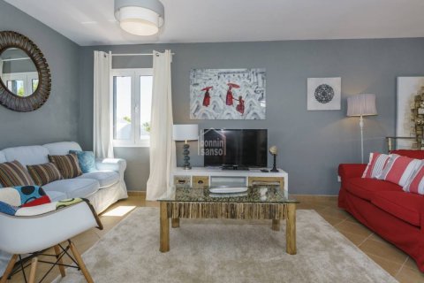 Apartment for sale Ciutadella De Menorca, Menorca, Spain 2 bedrooms, 62 sq.m. No. 127956 - photo 2