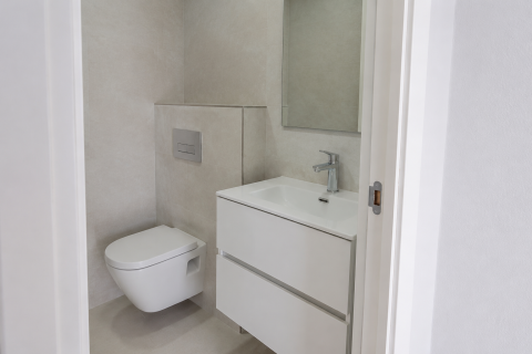Apartment for sale in Barcelona, Spain 3 bedrooms, 65 sq.m. No. 130407 - photo 7