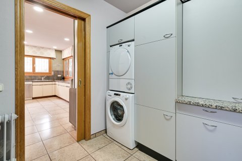 House à vendre Lloret de Mar, Girona, Espagne, 6 chambres, 490 m2 No. 130401 - photo 30