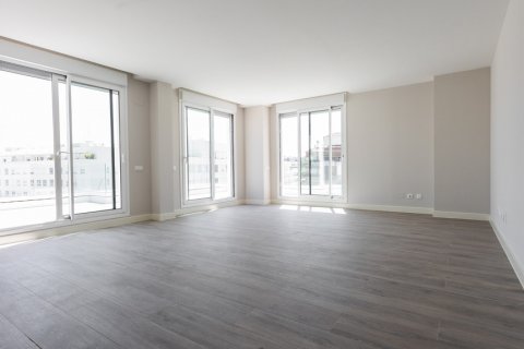 Bliźniak Madrid, Hiszpania 4 sypialnie, 219 mkw. nr 124578 – zdjęcie 19