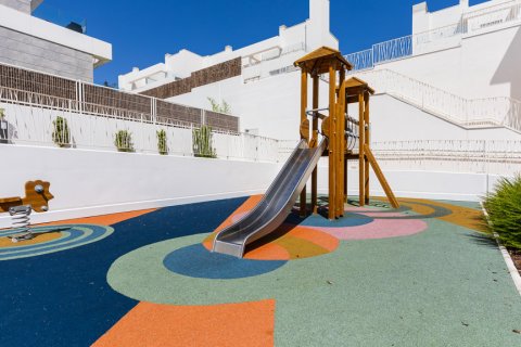 Bliźniak Madrid, Hiszpania 4 sypialnie, 219 mkw. nr 124578 – zdjęcie 9