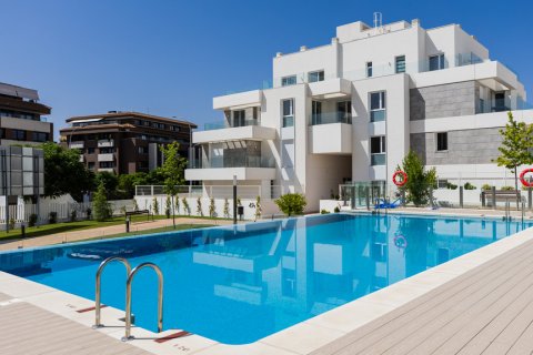 Bliźniak Madrid, Hiszpania 4 sypialnie, 219 mkw. nr 124578 – zdjęcie 1