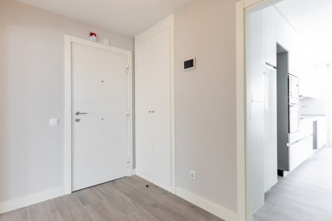 Bliźniak Madrid, Hiszpania 4 sypialnie, 219 mkw. nr 124578 – zdjęcie 15