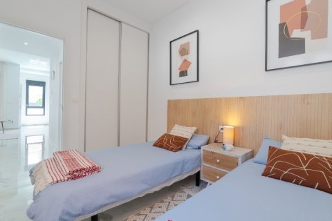 Villa pārdošanā Torrevieja, Alicante, Spānijā 3 istabas, 105 m2 Nr. 125755 - attēls 25
