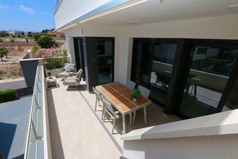 Huoneisto myytävänä Alicante, Espanja, 2 makuuhuonetta, 71 m2 No. 125759 - kuva 25