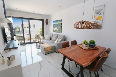 Huoneisto myytävänä Alicante, Espanja, 2 makuuhuonetta, 71 m2 No. 125759 - kuva 6