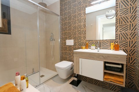 Huoneisto myytävänä Alicante, Espanja, 2 makuuhuonetta, 71 m2 No. 125759 - kuva 21