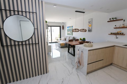 Huoneisto myytävänä Alicante, Espanja, 2 makuuhuonetta, 71 m2 No. 125759 - kuva 5