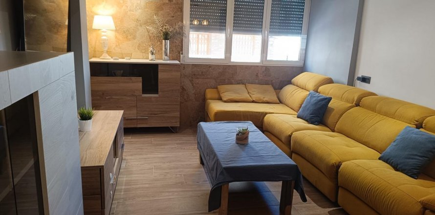 Apartment Torrevieja, Alicante, Espagne 3 chambres, 107 m2 No. 128672