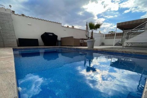Villa in vendita Orihuela, Alicante, Spagna 3 camere da letto, 203 mq. N° 128670 - foto 13