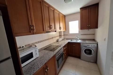 Bungalow for sale Torrevieja, Alicante, Spain 2 bedrooms, 75 sq.m. No. 128666 - photo 2