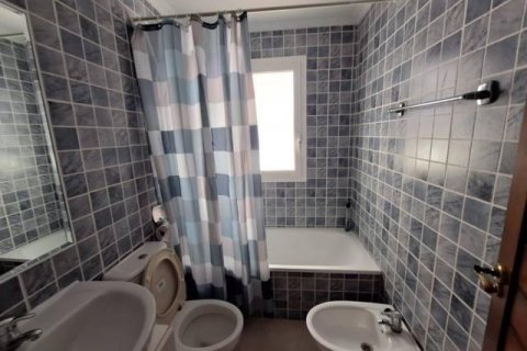 Bungalow for sale Torrevieja, Alicante, Spain 2 bedrooms, 75 sq.m. No. 128666 - photo 14