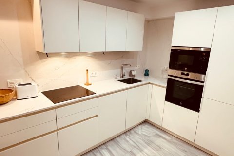 Аренда квартиры в Марбелья, Малага, Испания 1 спальня, 60м2 №121823 - фото 9