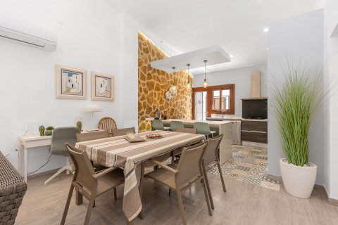 Villa for sale Punta Prima, Alicante, Spain 4 bedrooms, 168 sq.m. No. 122611 - photo 5