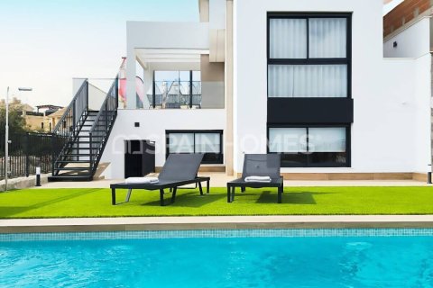 Villa in Algorfa, Alicante, Spain 3 bedrooms, 238 sq.m. No. 121514