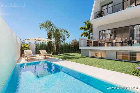 Продажа таухауса в Эстепона, Малага, Испания 3 спальни, 343м2 №121708 - фото 15