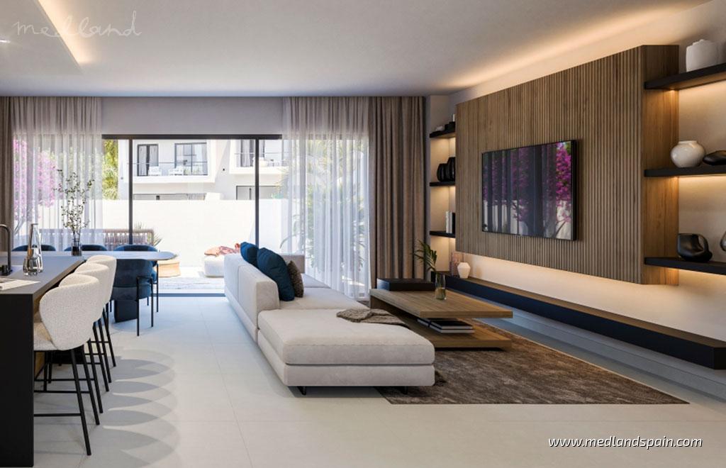 Radhus i Estepona, Malaga, Spanien 3 sovrum, 343 kvm. Nr. 121708