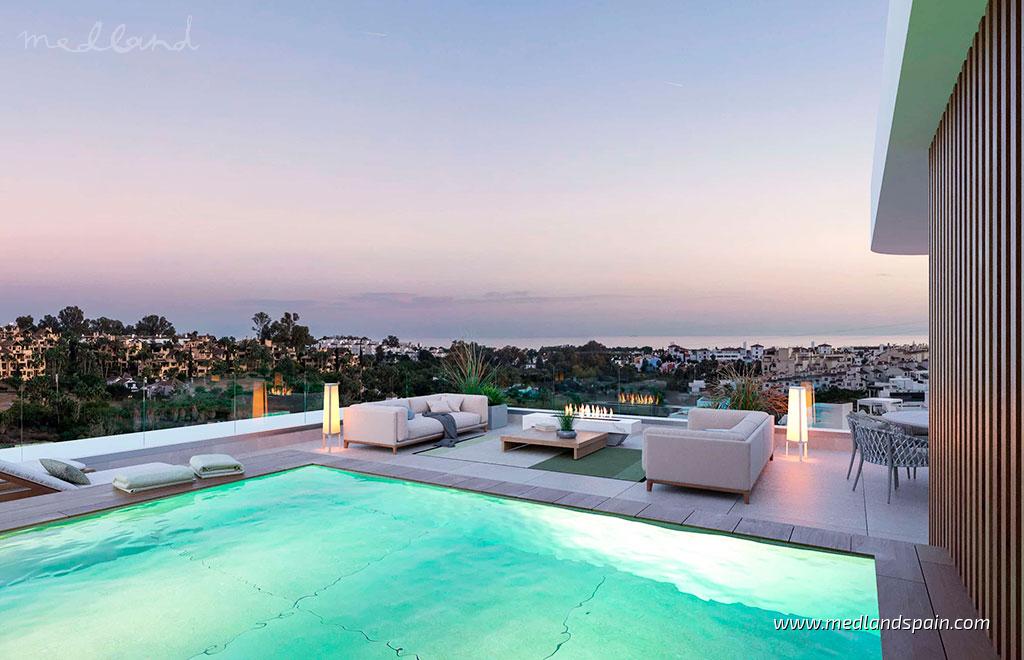 Villa in San Pedro de Alcantara, Malaga, Spain 4 bedrooms, 358 sq.m. No. 121705