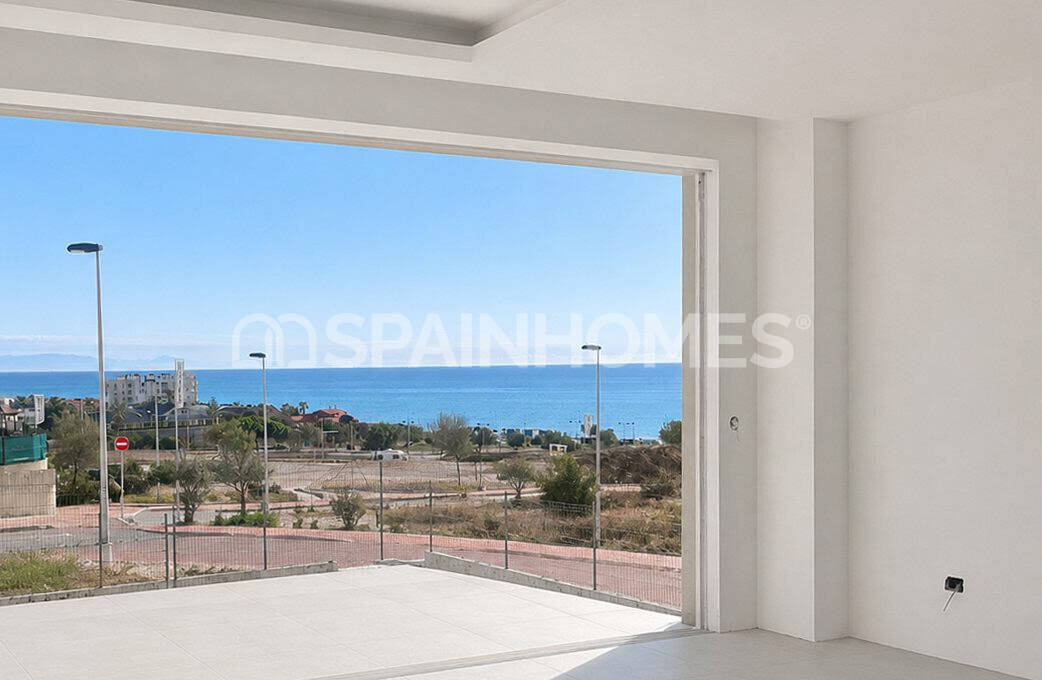 Apartment in Torrevieja, Alicante, Spain 2 bedrooms, 103 sq.m. No. 120661