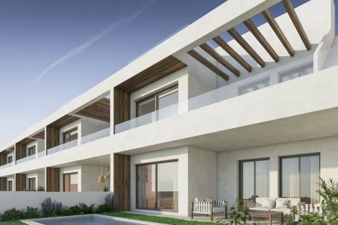 Bungalow for sale Torrevieja, Alicante, Spain 2 bedrooms, 98 sq.m. No. 122797 - photo 13