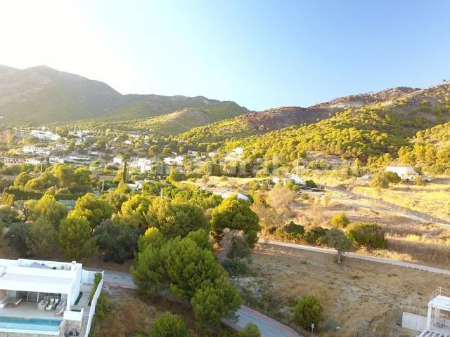 Land plot in Fuengirola, Malaga, Spain 292 sq.m. No. 128608