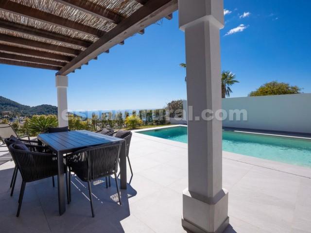 Villa i Mijas, Malaga, Spanien 4 sovrum, 338 kvm. Nr. 128605
