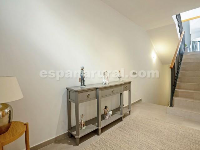 Villa i Mijas, Malaga, Spanien 4 sovrum, 338 kvm. Nr. 128605
