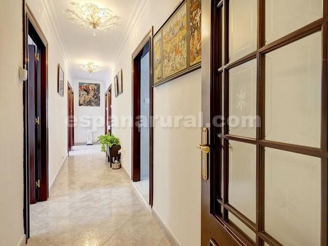 Wohnung in Malaga, Spanien 5 Schlafzimmer, 180 m2 Nr. 128606