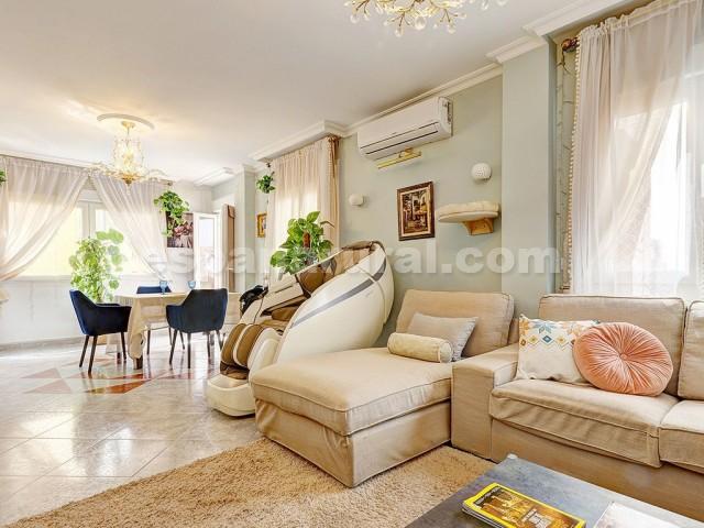 Wohnung in Malaga, Spanien 5 Schlafzimmer, 180 m2 Nr. 128606