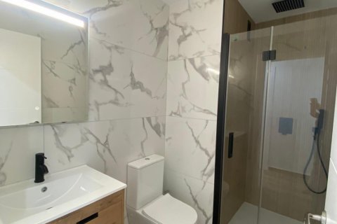 Dzīvoklis pārdošanā Torrevieja, Alicante, Spānijā 3 istabas, 88 m2 Nr. 130591 - attēls 11