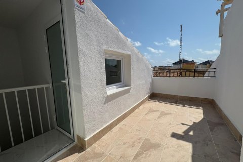 House à vendre Torrevieja, Alicante, Espagne, 3 chambres, 78 m2 No. 130585 - photo 25