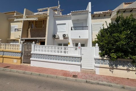 House à vendre Torrevieja, Alicante, Espagne, 3 chambres, 78 m2 No. 130585 - photo 30
