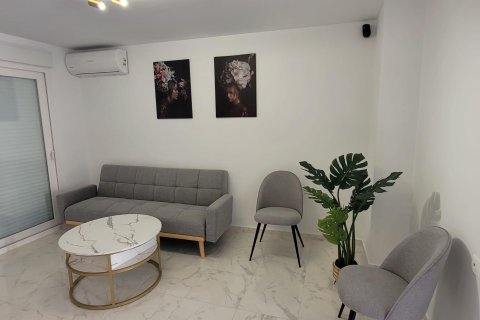 House à vendre à Torrevieja, Alicante, Espagne, 3 chambres, 78 m2 No. 130585 - photo 1