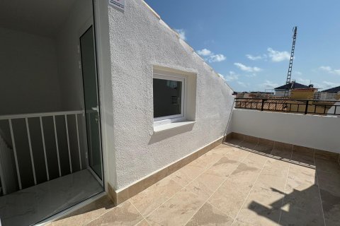 House à vendre Torrevieja, Alicante, Espagne, 3 chambres, 78 m2 No. 130585 - photo 29