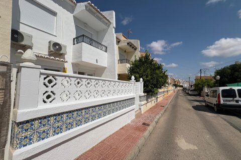 House à vendre Torrevieja, Alicante, Espagne, 3 chambres, 78 m2 No. 130585 - photo 28