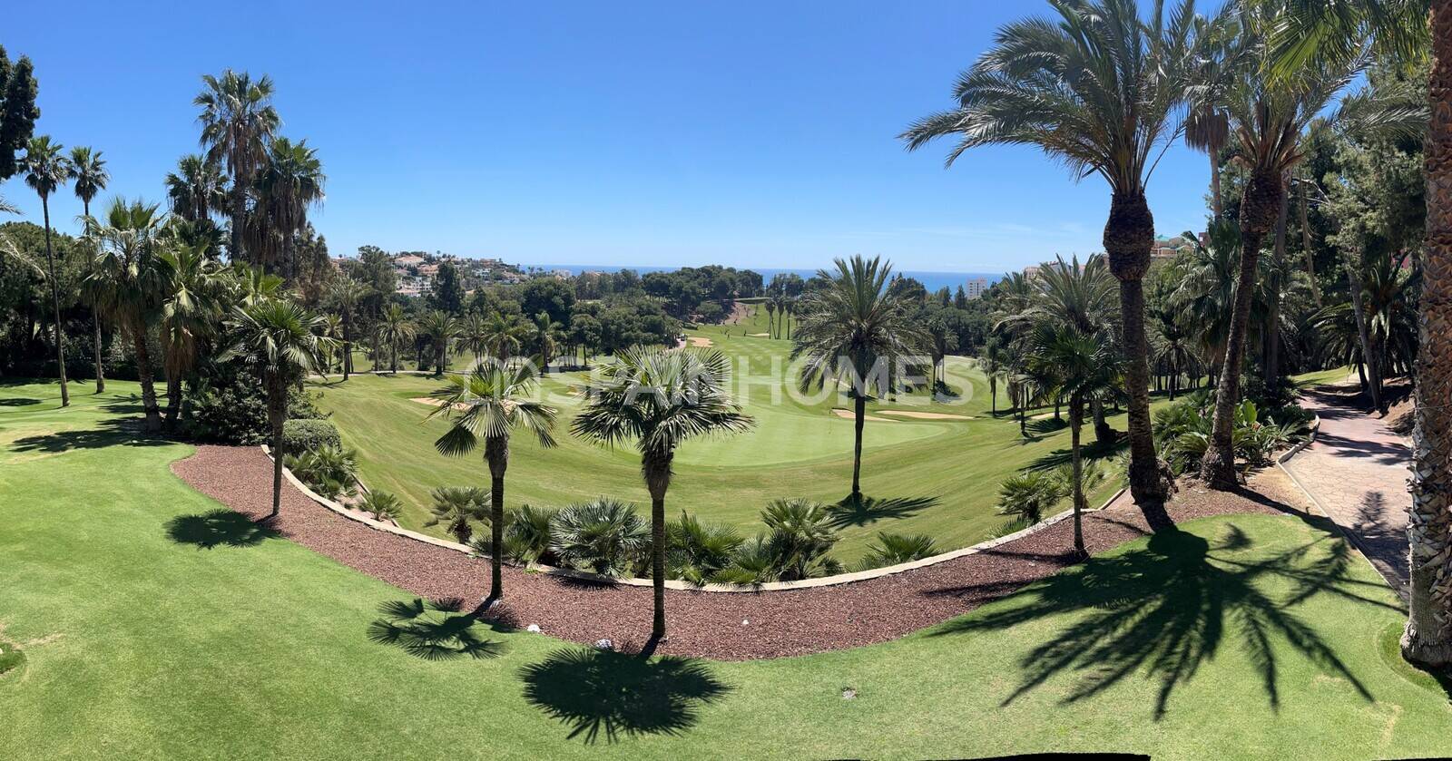 Attico a Benalmadena, Malaga, Spagna 3 camere da letto, 113 mq. N° 122039