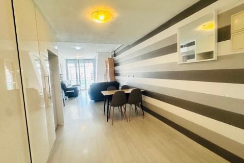 Apartamento en venta Torrevieja, Alicante, España 2 dormitorios, 83 m2 No. 131917 - foto 5