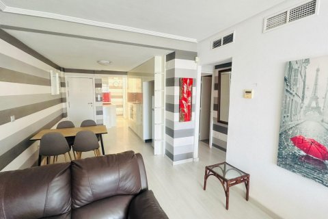 Apartamento en venta Torrevieja, Alicante, España 2 dormitorios, 83 m2 No. 131917 - foto 3