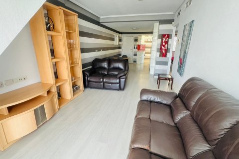 Apartamento en venta Torrevieja, Alicante, España 2 dormitorios, 83 m2 No. 131917 - foto 4